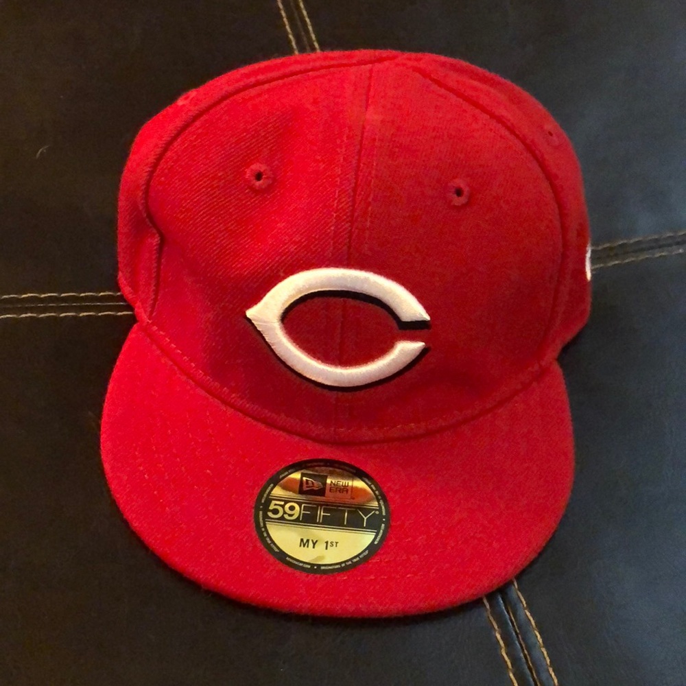 Infant Reds hat